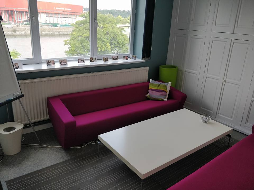 salle sofa