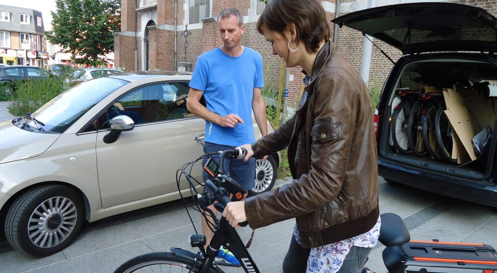 Photo d'une personne sur un vélo pour le projet "Zecos".